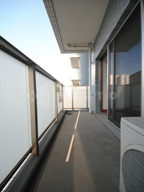 23/30 バルコニー