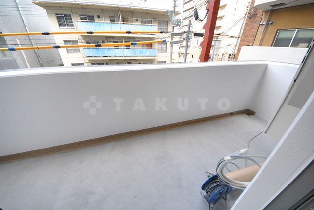 19/30 バルコニー