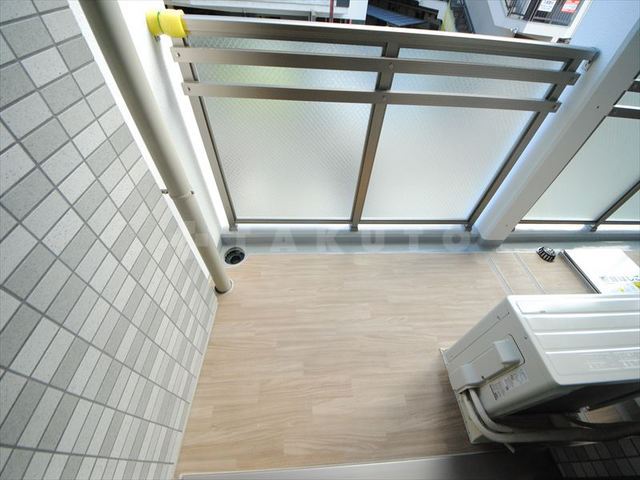 18/30 バルコニー