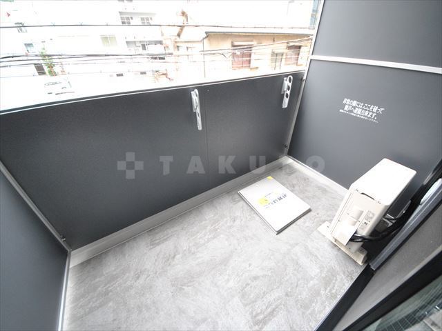 21/30 バルコニー