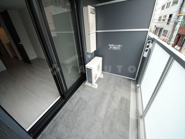 19/30 バルコニー