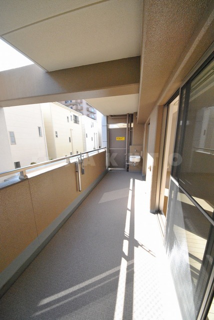 21/30 バルコニー