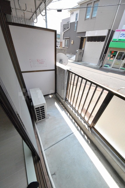 13/21 バルコニー
