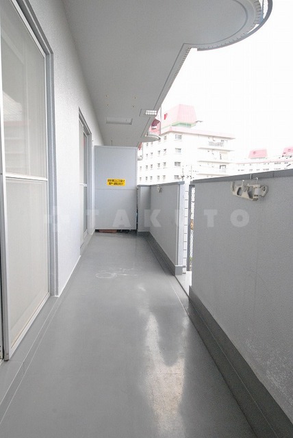 17/30 バルコニー