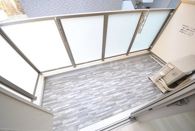 19/30 バルコニー