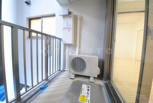 23/30 バルコニー