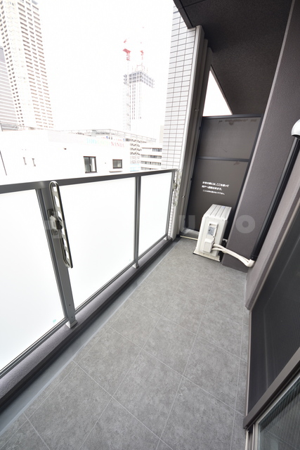 20/30 バルコニー