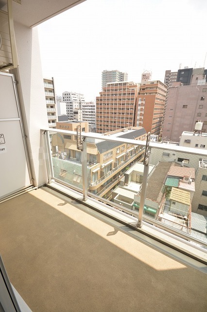 15/28 バルコニー