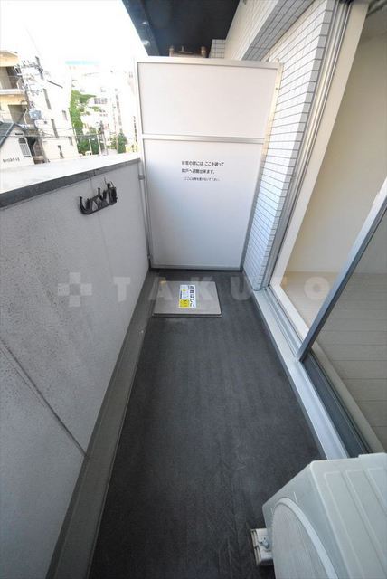 19/30 バルコニー