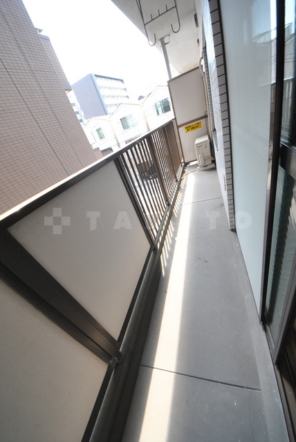 14/27 バルコニー