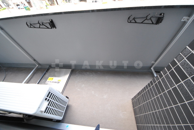 16/28 バルコニー