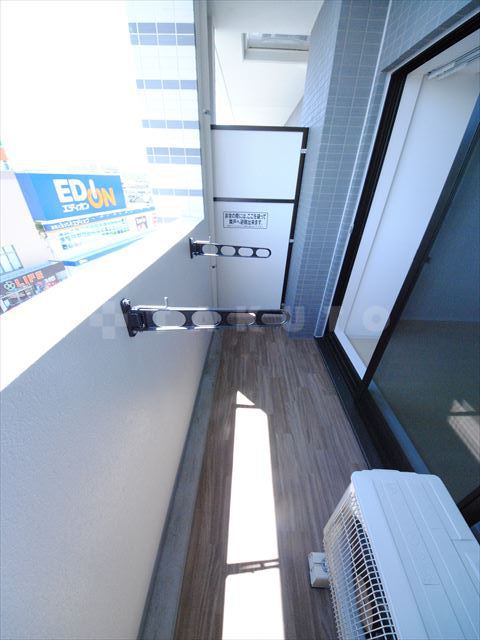 23/30 バルコニー