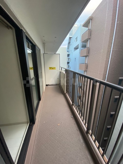 19/30 バルコニー