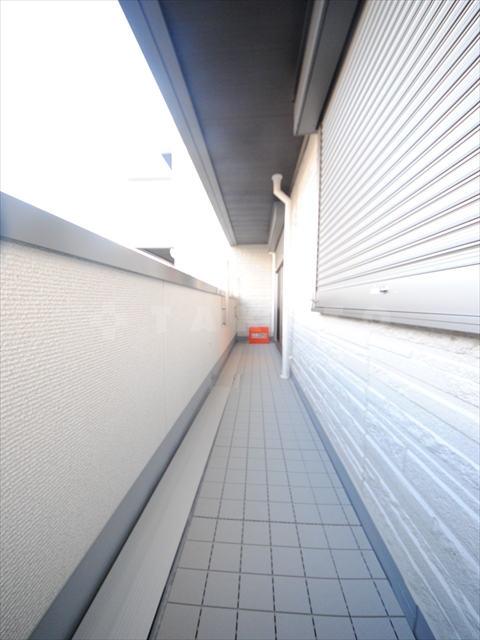 16/28 バルコニー