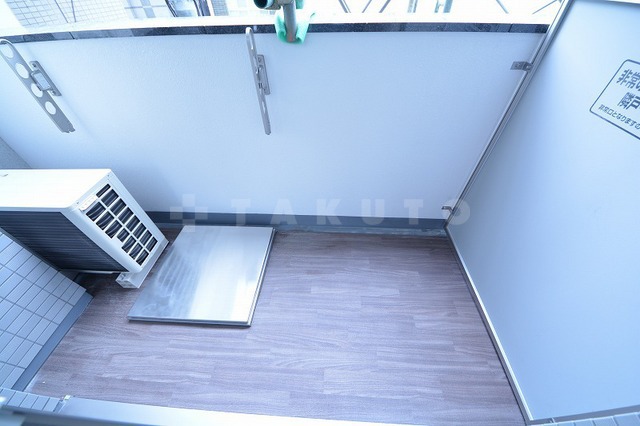 27/30 バルコニー