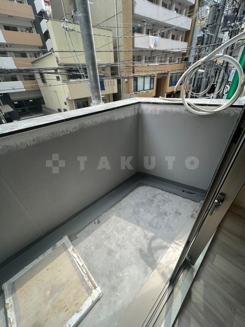 17/27 バルコニー