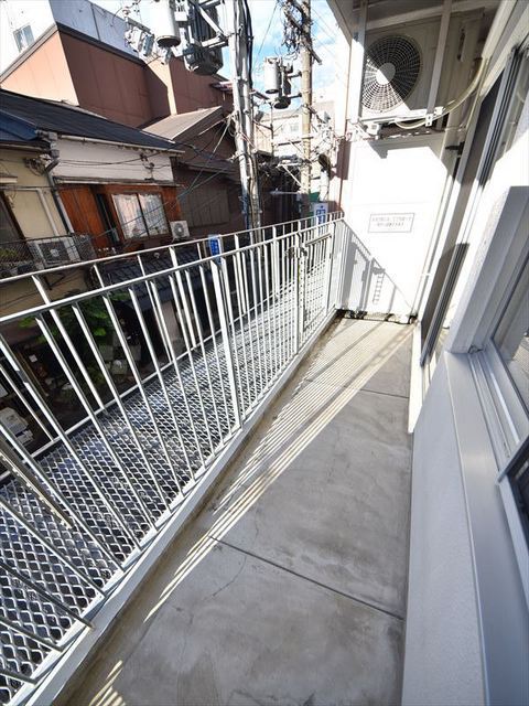 20/30 バルコニー