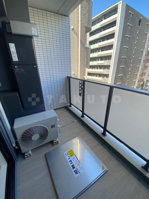 18/28 バルコニー