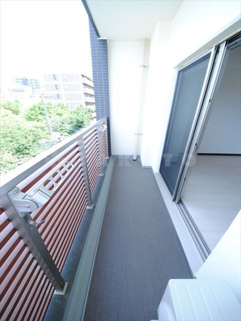 21/30 バルコニー