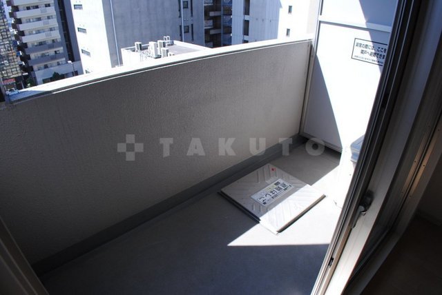 14/28 バルコニー