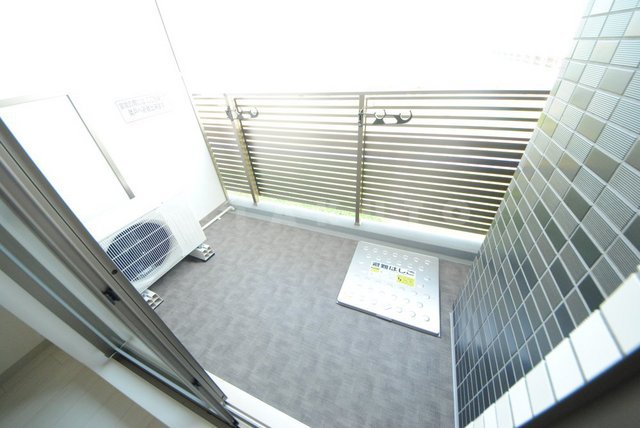 14/27 バルコニー