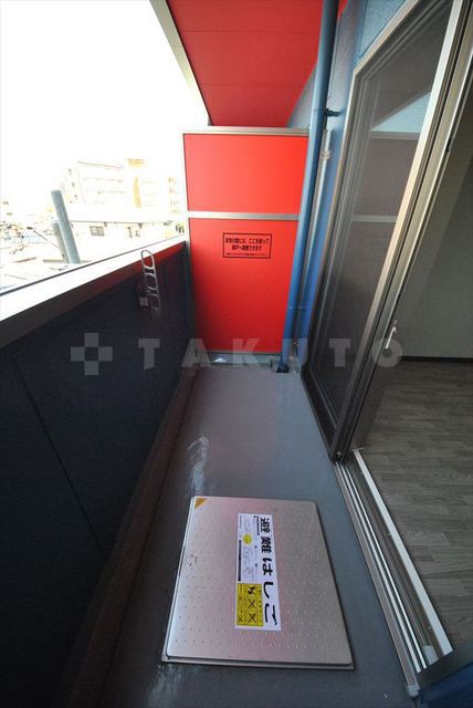 20/30 バルコニー