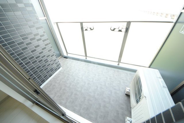 14/28 バルコニー