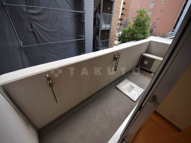 18/30 バルコニー