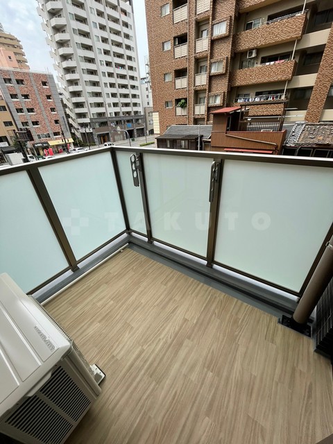 20/30 バルコニー