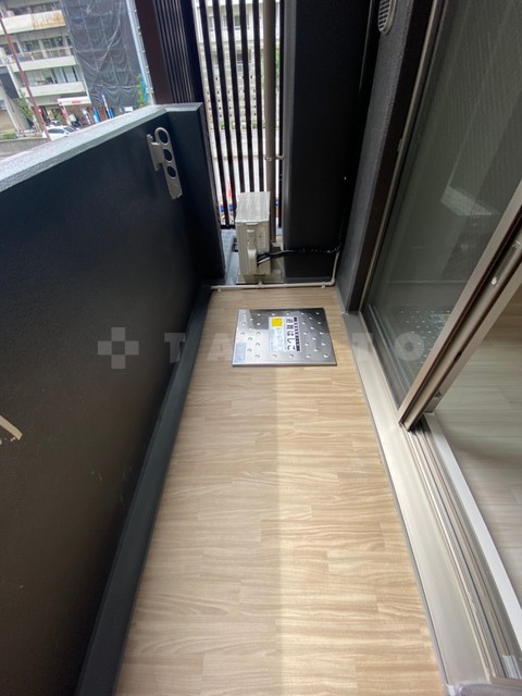 23/30 バルコニー