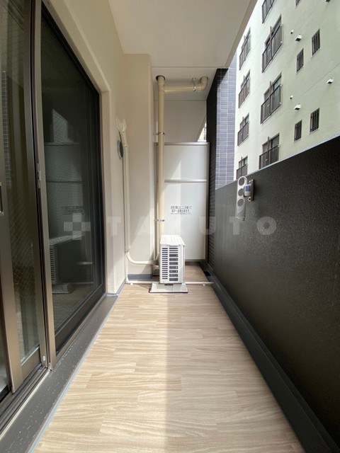 20/30 バルコニー