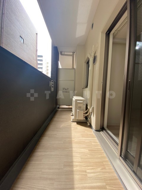 20/30 バルコニー