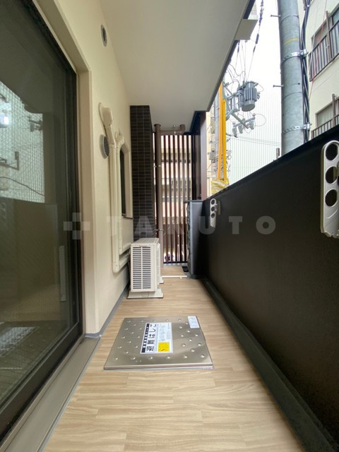 21/30 バルコニー