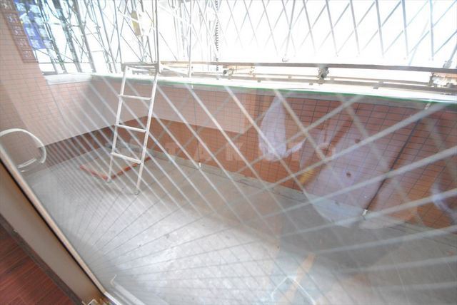 21/30 バルコニー