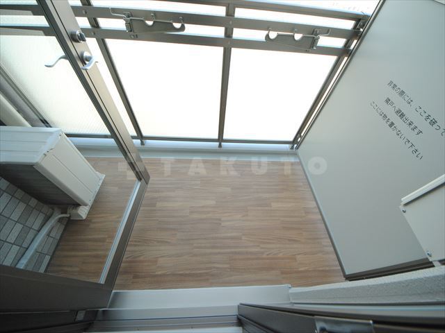 21/30 バルコニー