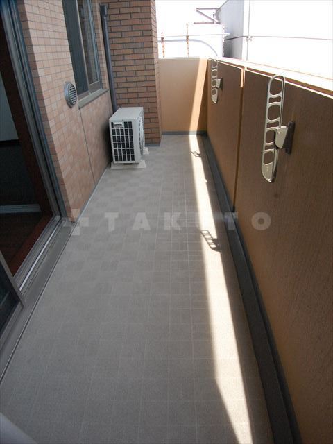 26/30 バルコニー