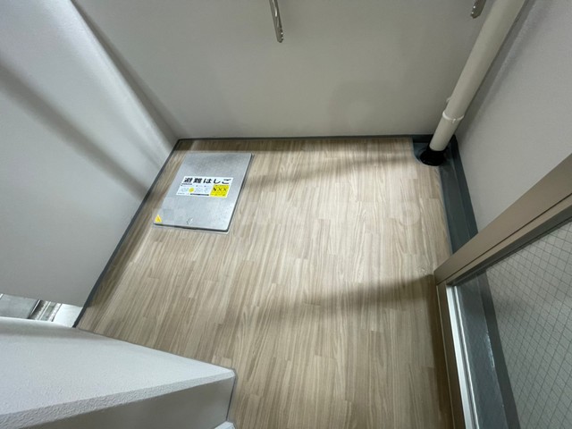 17/30 バルコニー