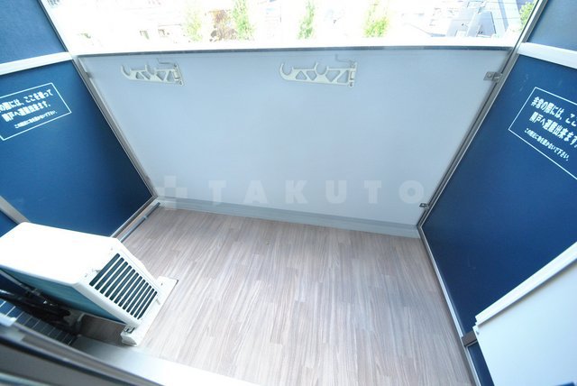 15/27 バルコニー