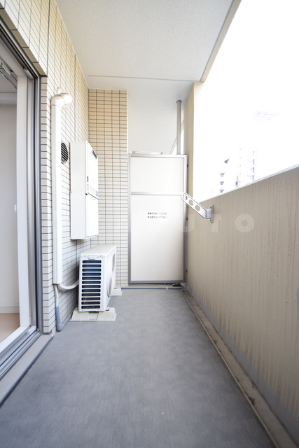 16/27 バルコニー