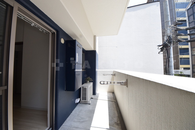 23/30 バルコニー