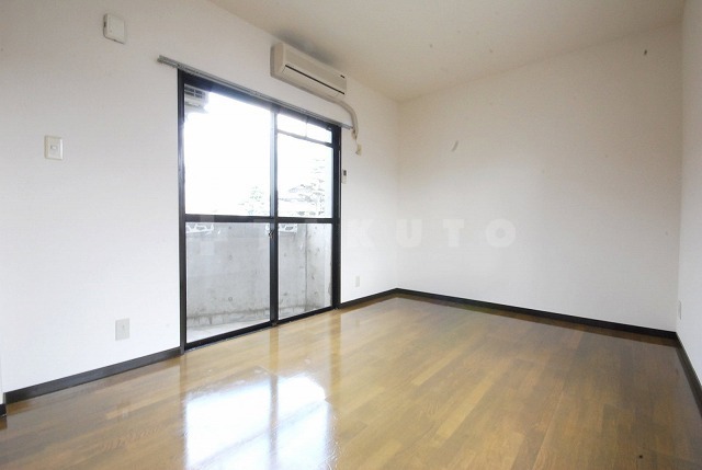 13/23 バルコニー