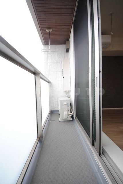 15/18 バルコニー