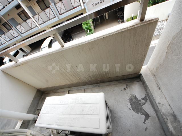 18/30 バルコニー