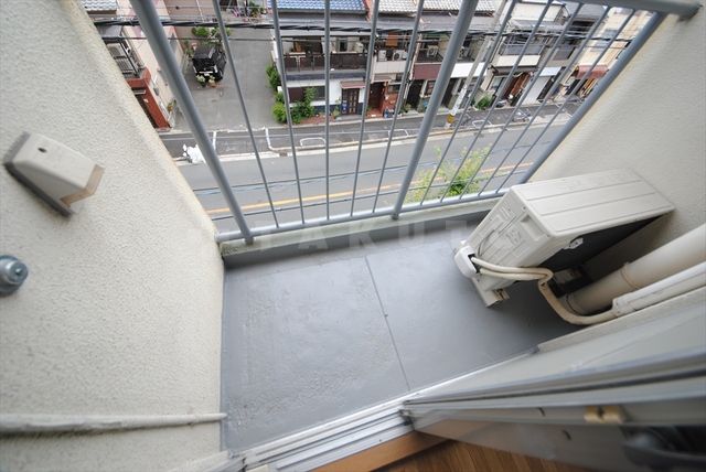 19/30 バルコニー