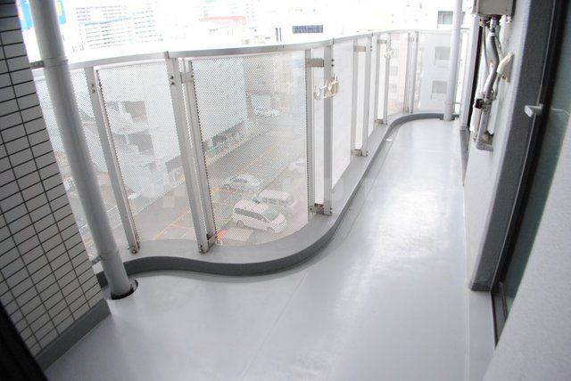 15/28 バルコニー