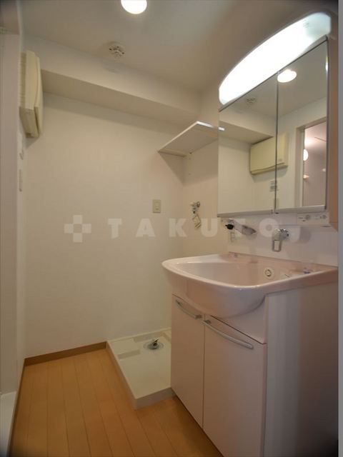 21/30 エントランス