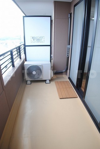 13/21 バルコニー