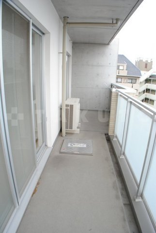 25/30 バルコニー