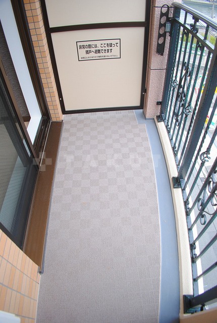 18/30 バルコニー