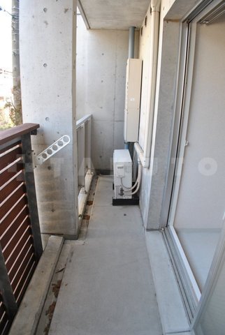 19/28 バルコニー